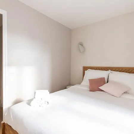 Take It Easy In Stylish Architect Flat Apartment Paris